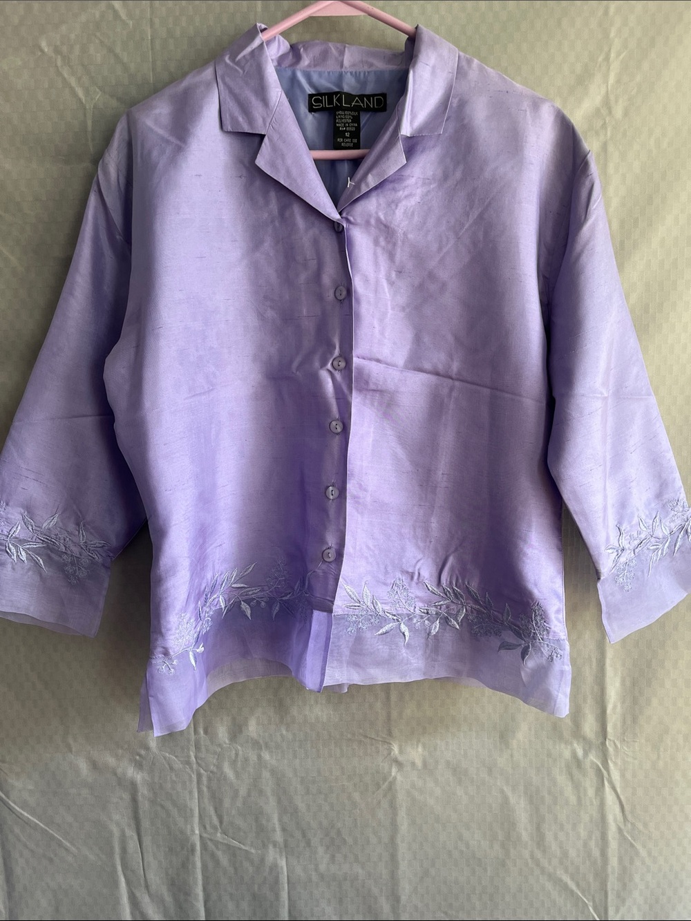 Silk jacket silkland
Embroidered blazer